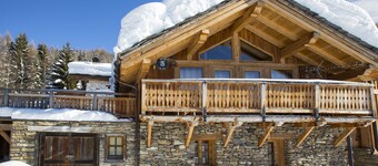 Chalet with terrace, quiet location at ARC 1800 in SAVOIE