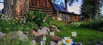 The Original Ice House- History at its Finest only 1 Block to Elk Avenue!