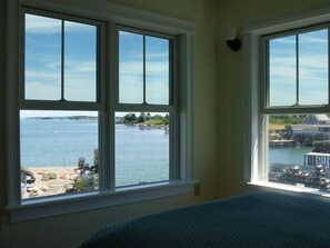 4 habitaciones, tabla de planchar con plancha y wifi gratis 