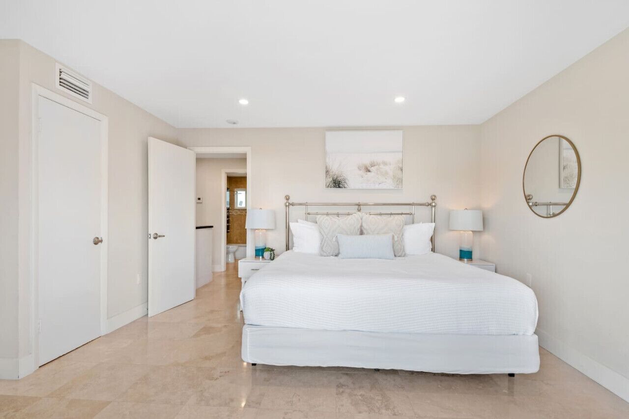 3 bedrooms, iron/ironing board, travel crib, free WiFi