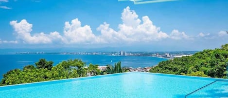 An infinity pool, a rooftop pool