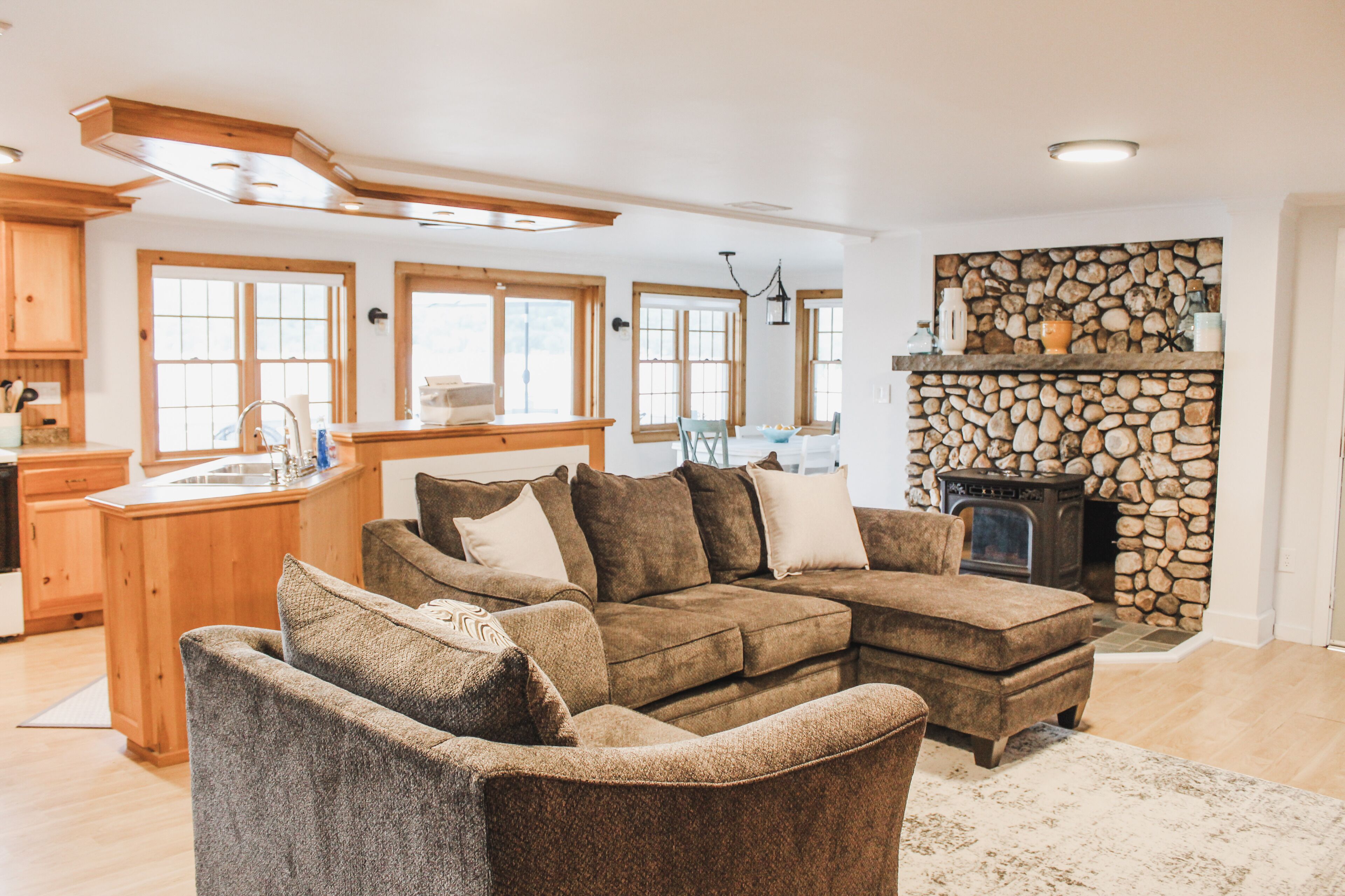 Smart-TV, videospill, DVD-spiller og bøker