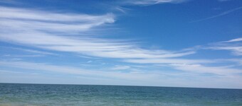 Oceanfront SeaColony Penthouse with Gorgeous Ocean Views! 