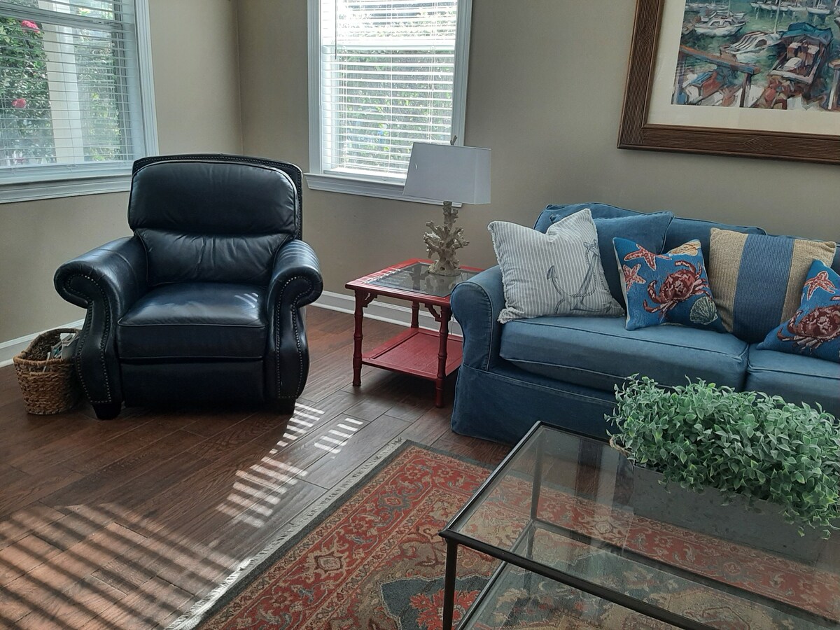 Photo 10 of SUNDIAL COTTAGE: CRYSTAL BEACH, DESTIN, FL. PRIVATE POOL!