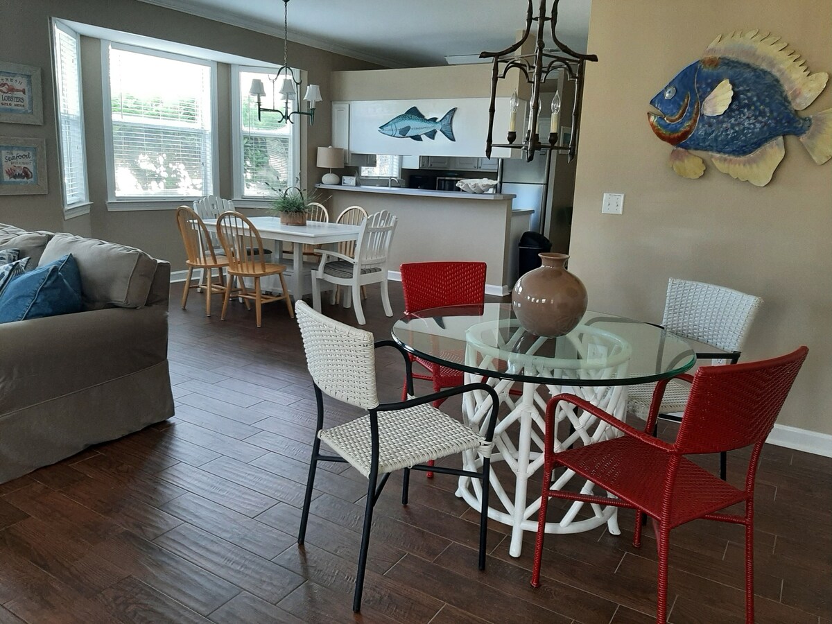 Photo 14 of SUNDIAL COTTAGE: CRYSTAL BEACH, DESTIN, FL. PRIVATE POOL!