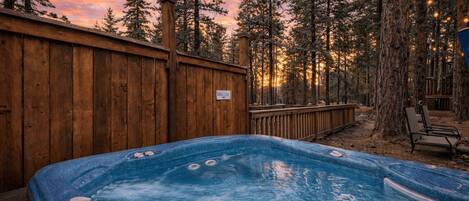 Bañera de hidromasaje exterior