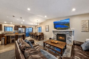 Smart TV, chimenea, videojuegos y Netflix 