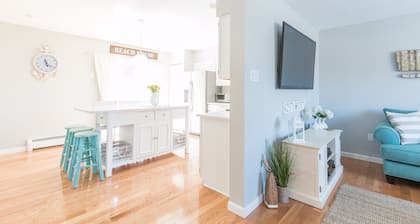 5-star home with quick walk to 2 beaches!!