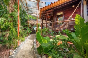 Property grounds - Casa Melosa Villa in Playa Potrero/Flamingo Costa Rica (Playa Potrero/Flamingo)