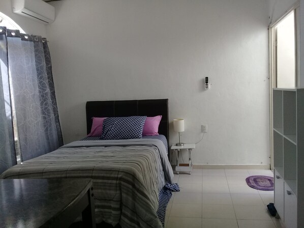 Iron/ironing board, free WiFi