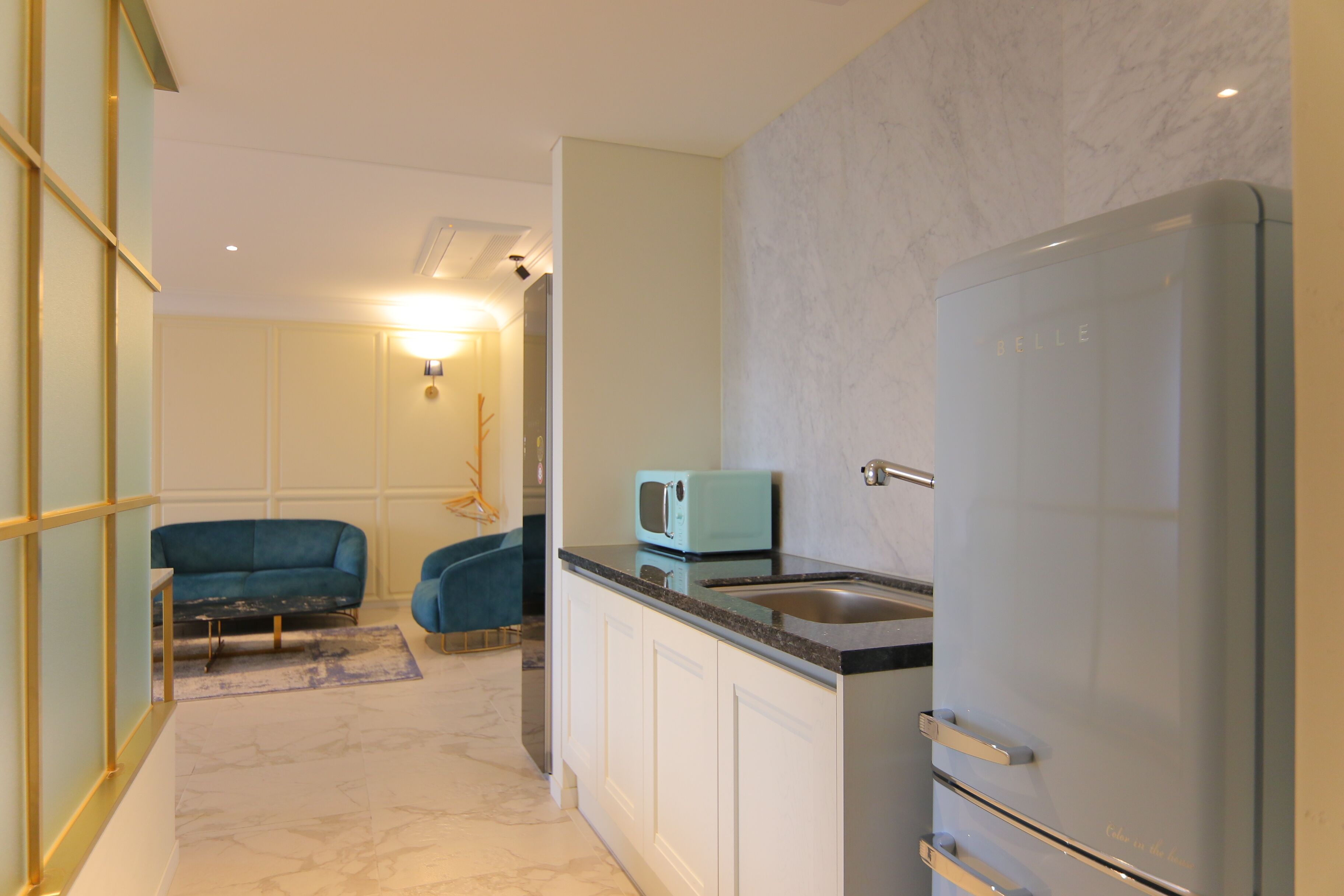 royal suite (private pool fee per night required on spot) | private kitchenette | fridge, microwave, coffee/tea maker, electric kettle