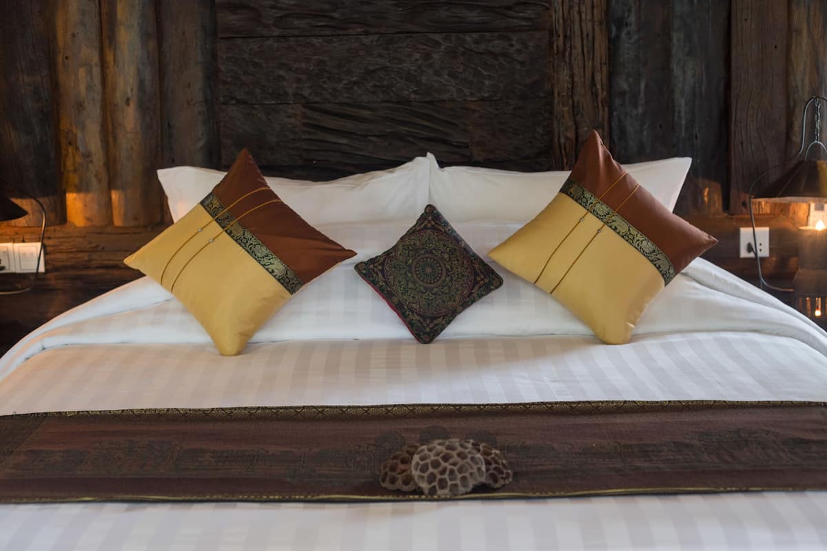 1 bedroom, premium bedding, minibar, in-room safe