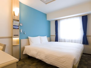 Desk, free wired internet, bed sheets - Toyoko Inn Toyota-shi Ekimae (Toyota)