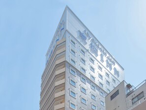 Exterior - Toyoko Inn Shinjuku Gyoemmae Station (Tokyo)