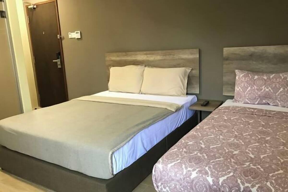 Coffres-forts dans les chambres, bureau, chambres insonorisées