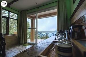 Habitación superior | 1 dormitorio, camas supletorias, wifi gratis y ropa de cama