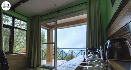 Udechee Huts Hotel