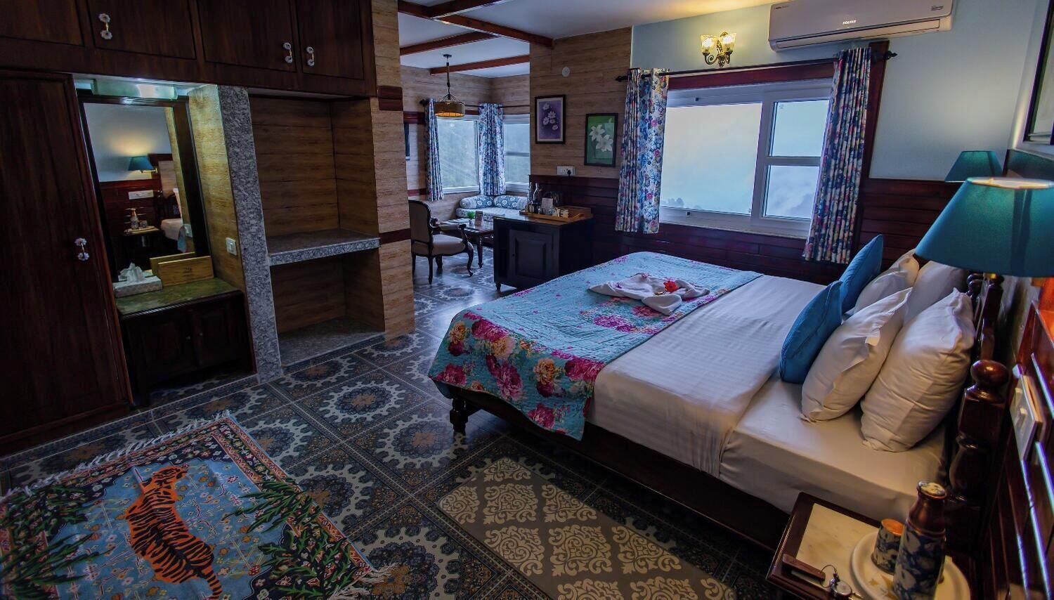 Superior Room | Rollaway beds, free WiFi, bed sheets