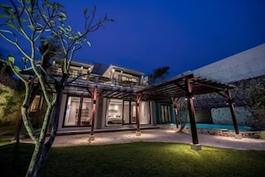 Ngoại thất
