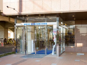 Property entrance - Toyoko Inn Fuchu Nambu Line Minamitama Station (Inagi)