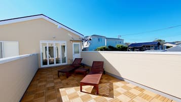 Traditional Dört Kişilik Oda, Sadece kadınlar için (Japanese Style, KIRI) | Balkon