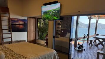 5 quartos, escrivaninha, Wi-Fi de cortesia, roupa de cama