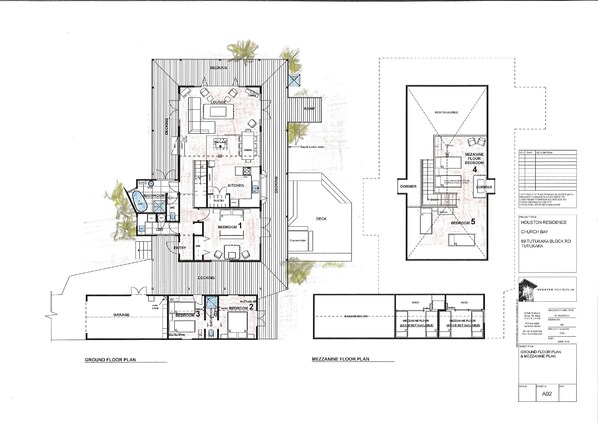 Ein detaillierter Grundriss eines Wohnhauses mit drei Schlafzimmern, einer Küche, einem Essbereich und einem Wohnzimmer.