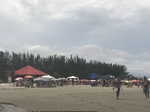 Beach - House in Itanhaém/Bopiranga with capacity for 18 people, close to the beach. (Bopiranga)