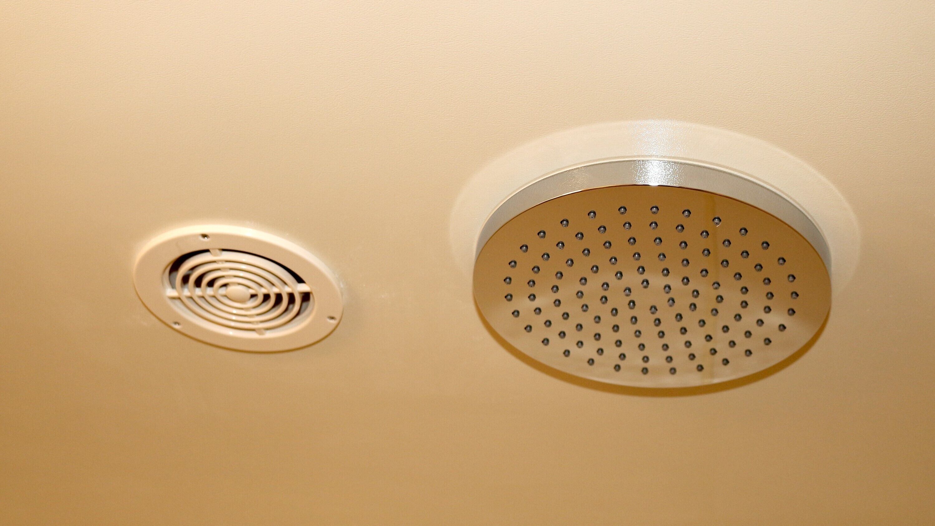 combined shower/bathtub, deep-soaking bathtub, free toiletries