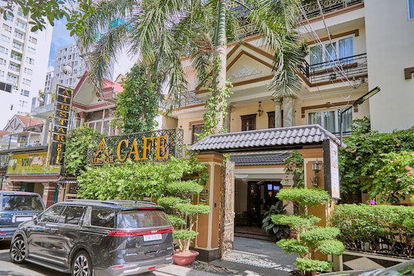 Façade de lâhĂ©bergement