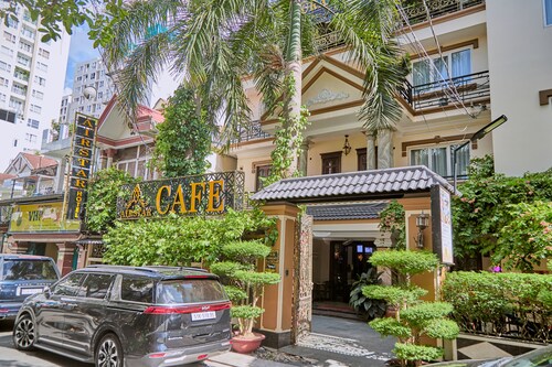 Airstar Hotel & Apartment