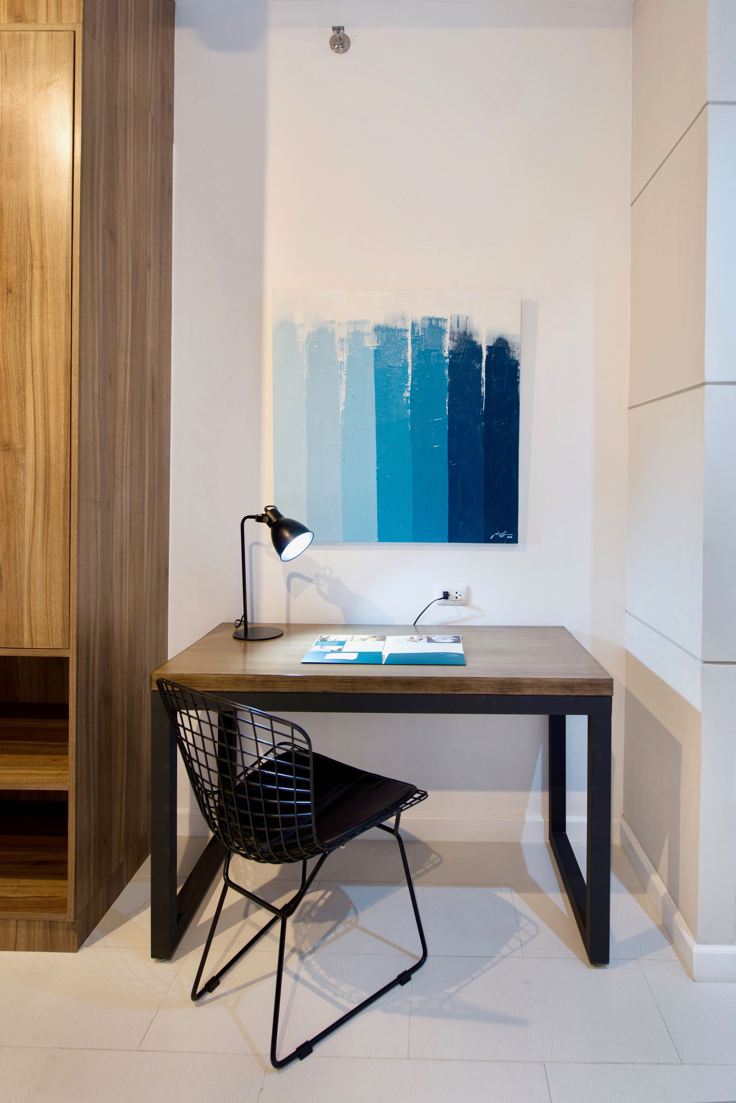 executive suite, 1 bedroom | 1 bedroom, pillow-top beds, minibar, in-room safe