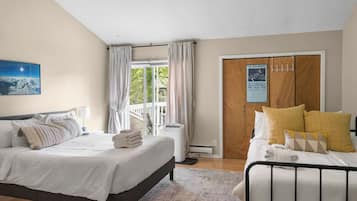 2 bedrooms, iron/ironing board, free WiFi, bed sheets