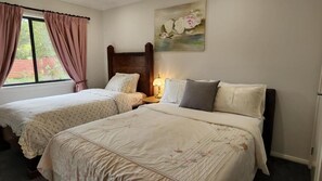 Senior Room | Cadar kapas Mesir, peralatan tempat tidur premium, katil Select Comfort