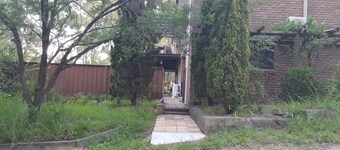Gowrie Agapanthous - Hostel