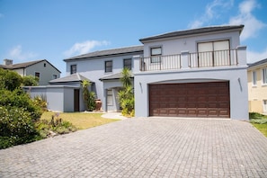 Deluxe House, Multiple Beds | Front of property