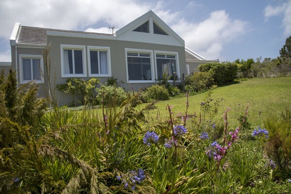 Comfort House | Exterior - 20 Dunnage (Knysna)