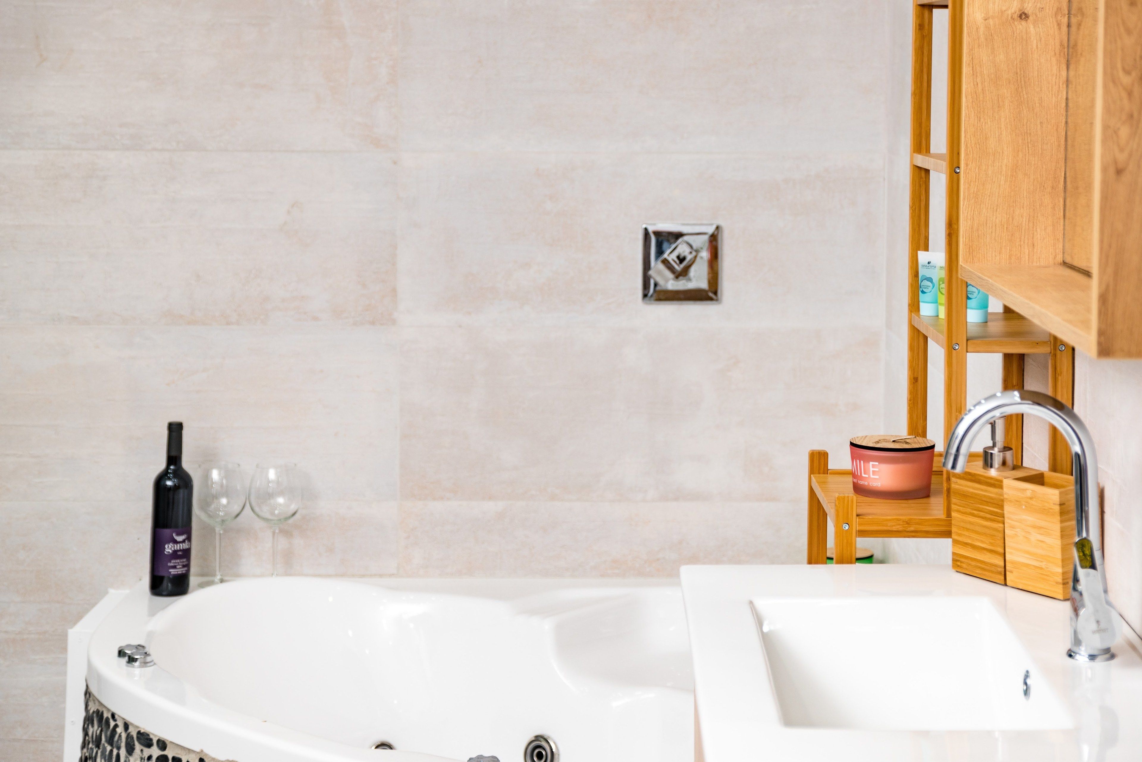 Photo - Hofesh Yehonatan Cabin - Tiberias Promenade