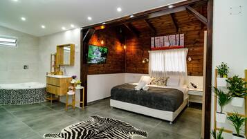 Romantic Suite, Non Smoking | Interior