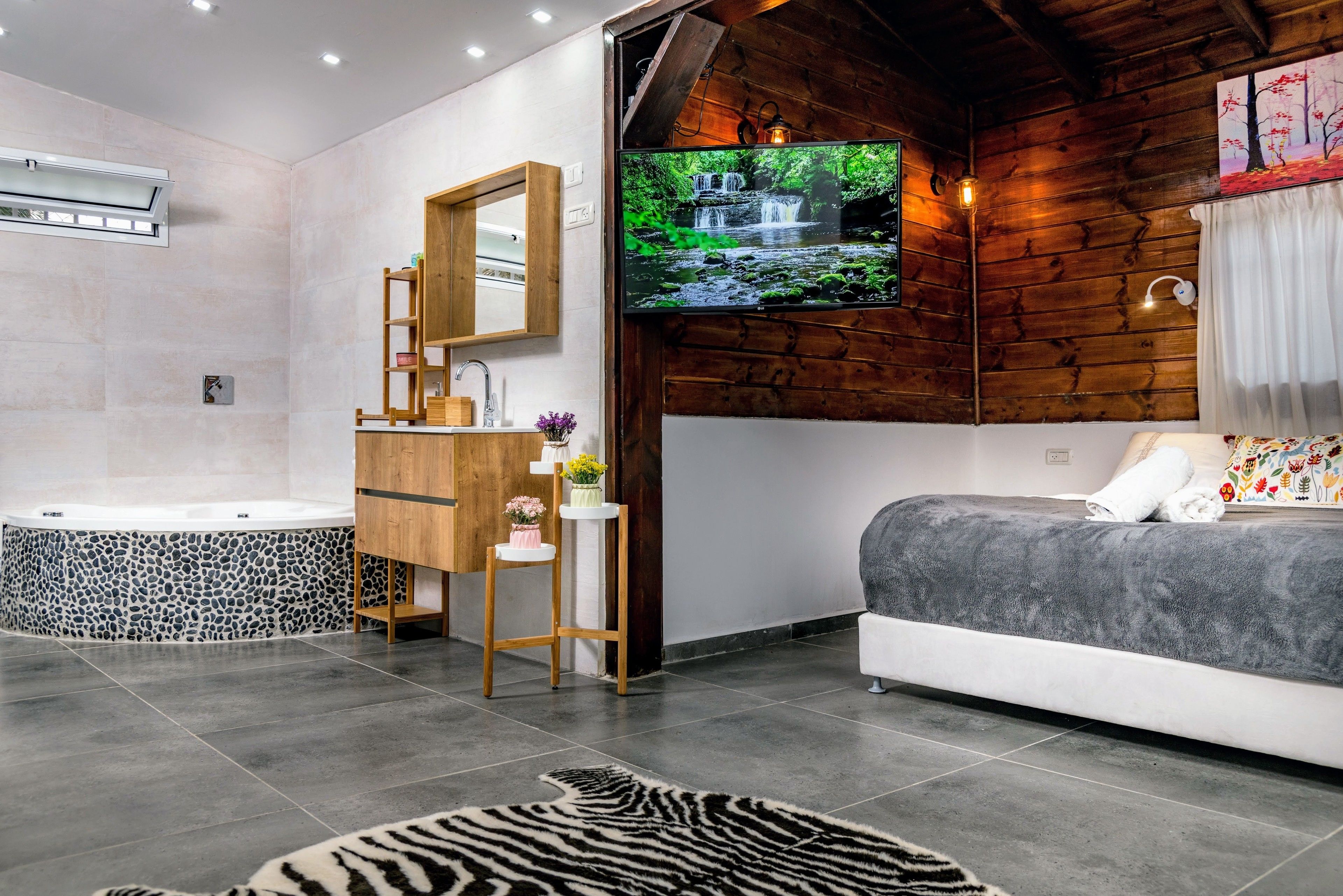 Photo - Hofesh Yehonatan Cabin - Tiberias Promenade