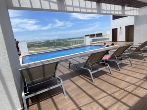 Udendørs pool