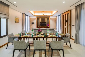 4-Bedroom Villa with Private Pool | In-room dining - Villa Palavee B1 (Krabi)