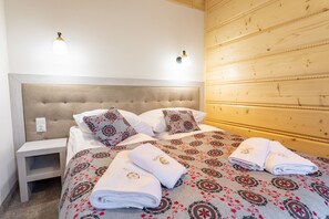 Appartement (2) | Bureau, fer et planche à repasser, Wi-Fi gratuit, draps fournis