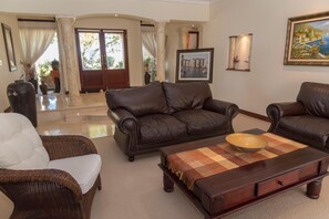 华丽独立别墅 | 大堂休息��区