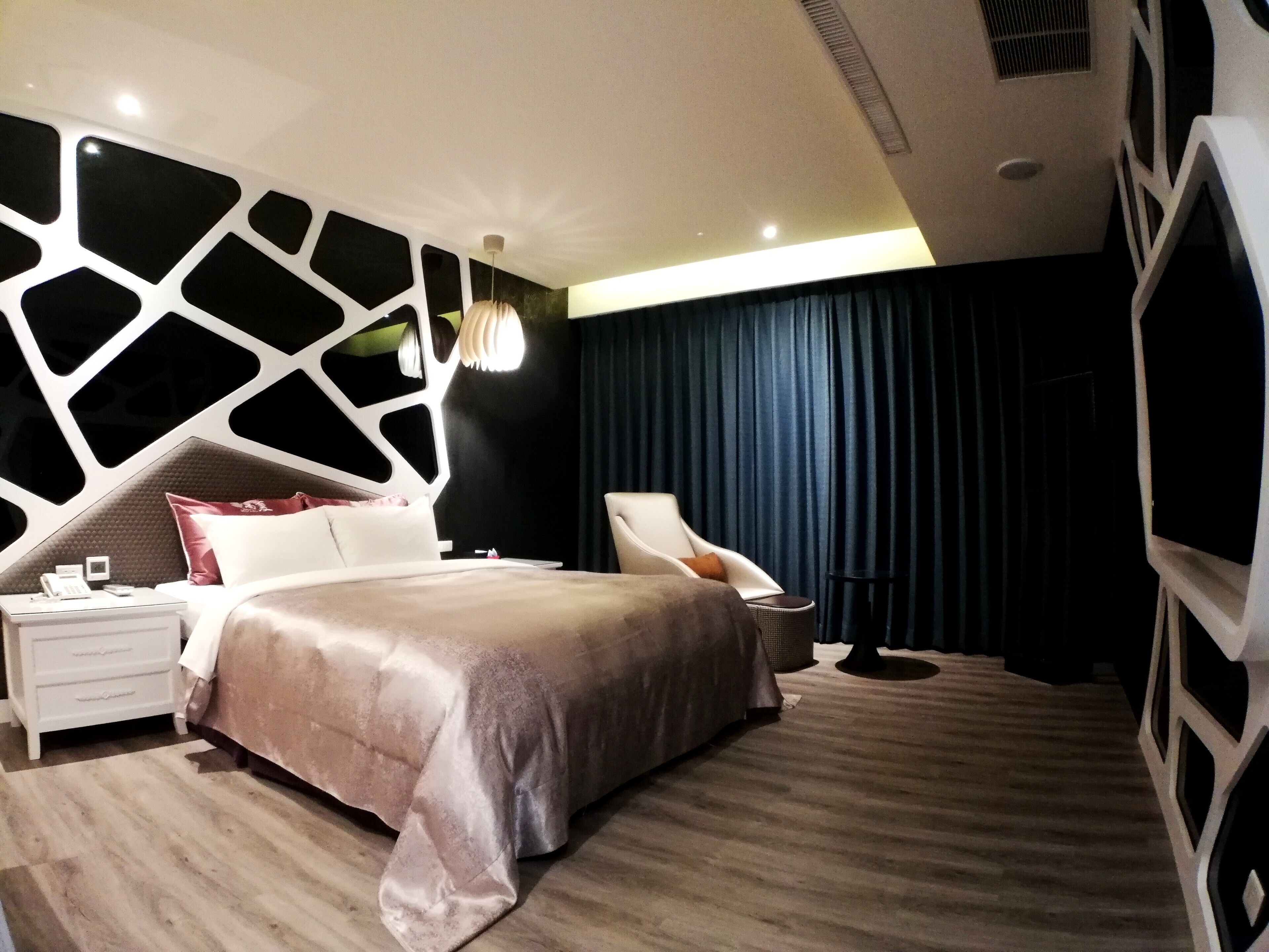 classic double room | individually decorated, blackout curtains, soundproofing, free wifi