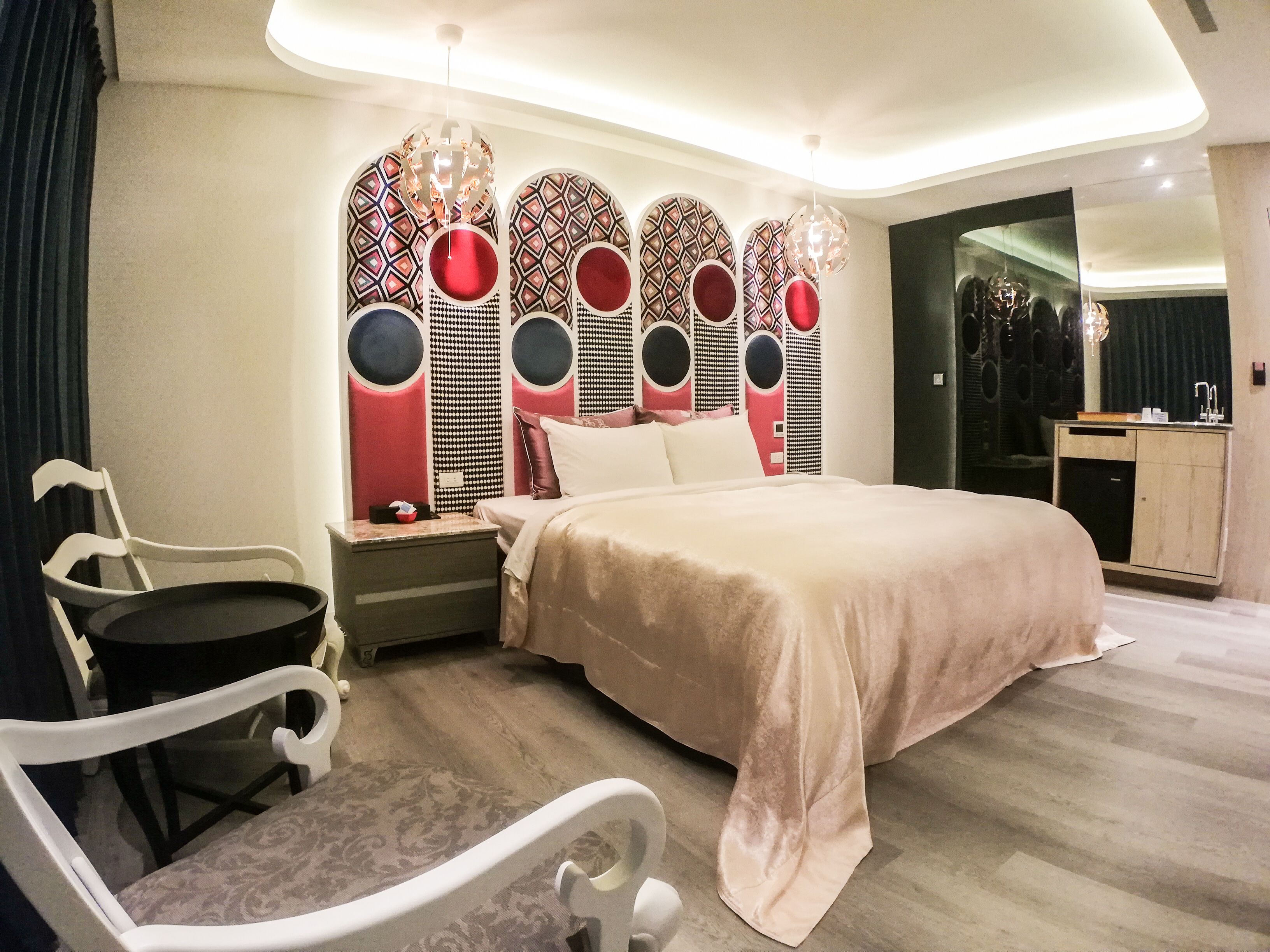 deluxe double room | individually decorated, blackout curtains, soundproofing, free wifi