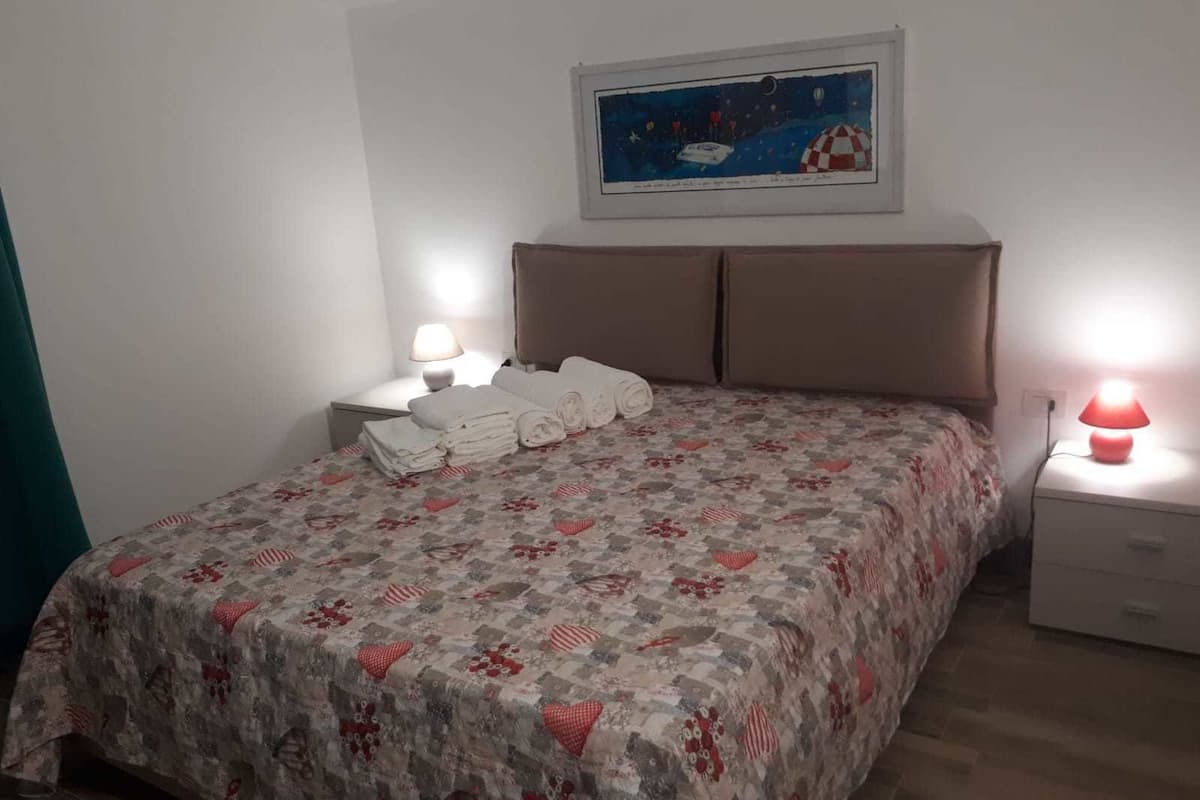 Individually furnished, blackout drapes, soundproofing, free WiFi
