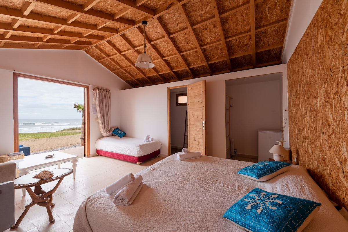 Bungalow, 1 cama doble o 2 individuales, no fumadores | Escritorio, cortinas opacas, tabla de planchar con plancha y wifi gratis