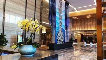 Kios check-in/check-out