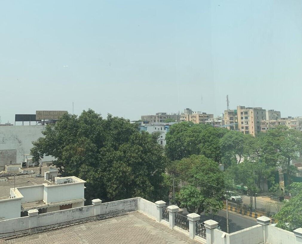 club room, 1 king bed (fortune club queen room) | city view